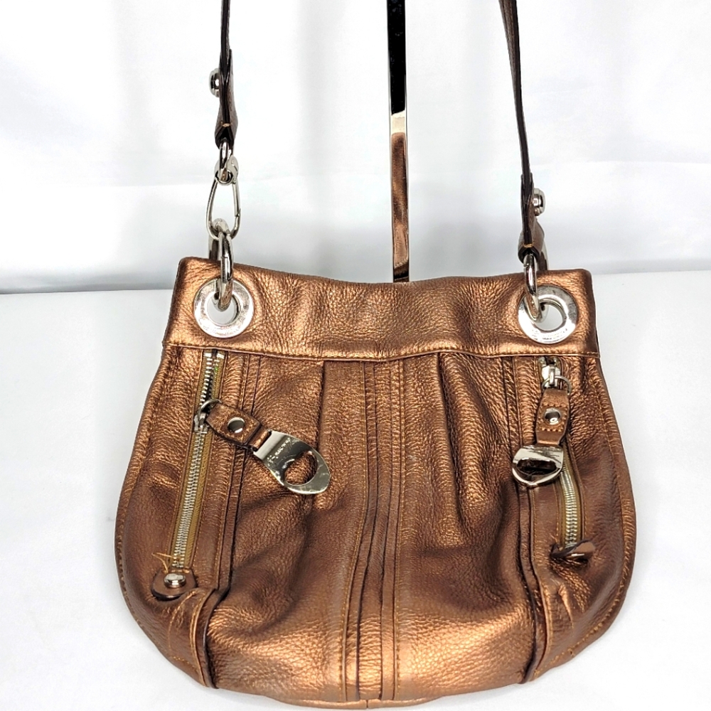 B Makowsky Bronze Leather Crossbody Bag P23‎